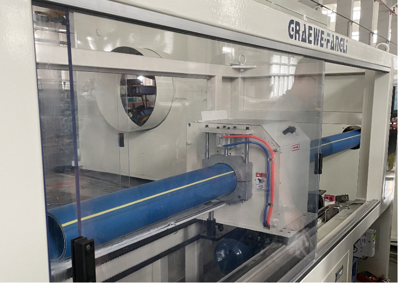 ອົງປະກອບລະບົບ extrusion ຂອງ PE ສາມຊັ້ນ co extrusion ອຸປະກອນທໍ່